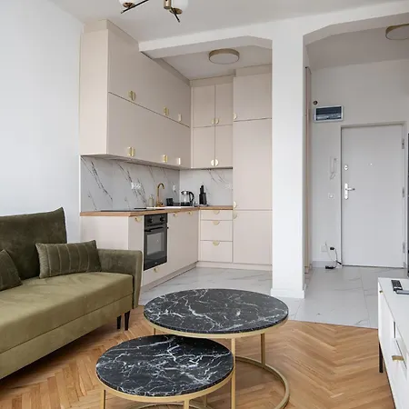 Rentplanet - Powisle Warszawa